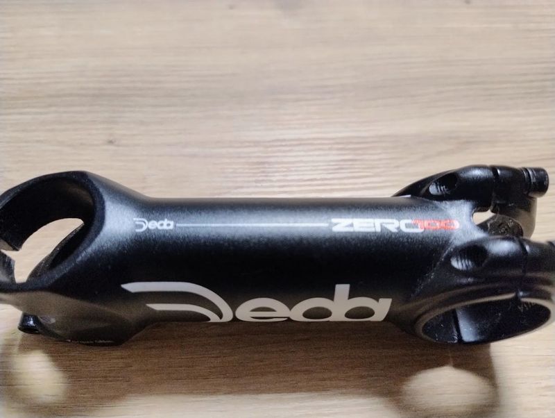 Řidítka a představec Deda Zero 100