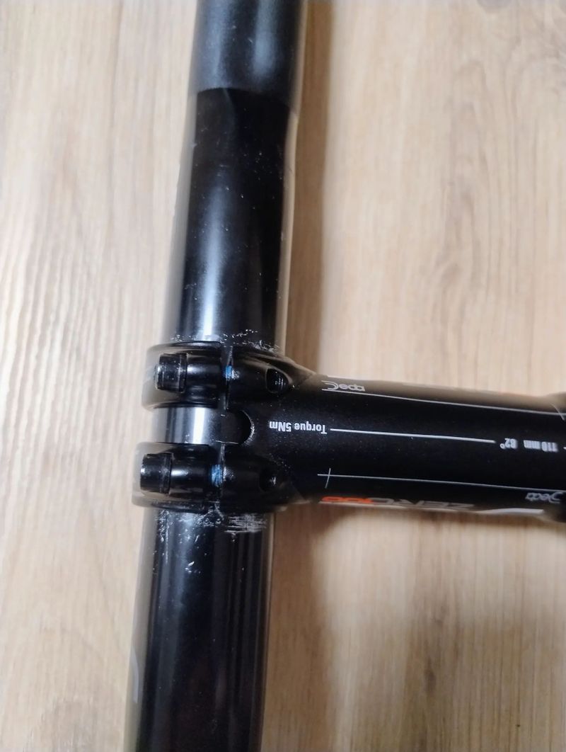 Řidítka a představec Deda Zero 100