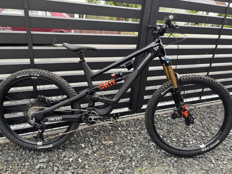 YT Industries Capra MX CORE 4 CF