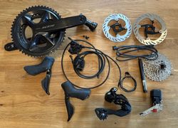 Shimano 105 DI2 - komplet nová sada