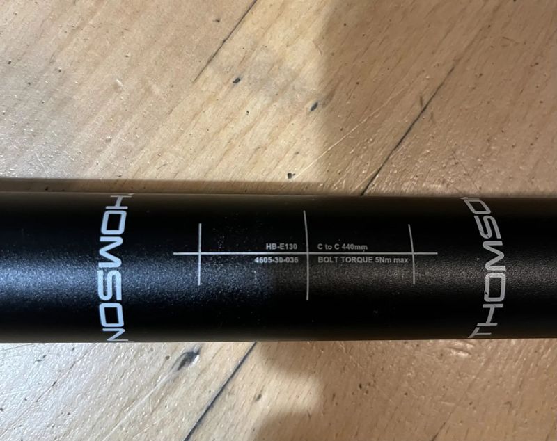 Gravel riditka Thomson, 440mm c-c, Alu,nova