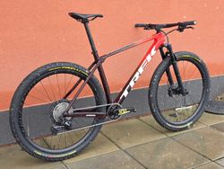 Trek Procaliber 9.8 XT Cobra blood