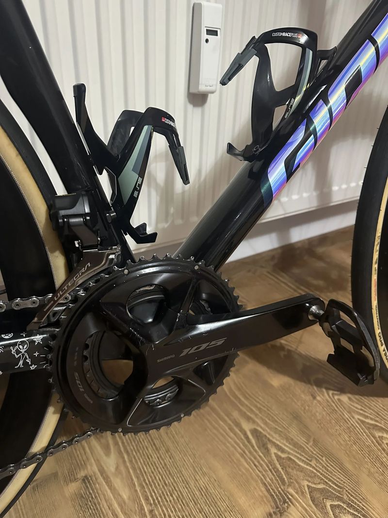 Giant TCR Advanced Pro 2 Disc, předěláno 5/2023 na 105/Ultegra di2