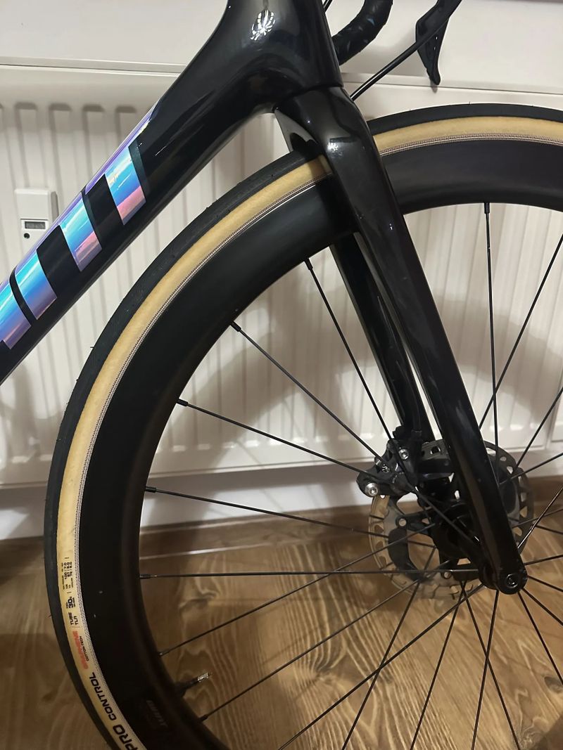Giant TCR Advanced Pro 2 Disc, předěláno 5/2023 na 105/Ultegra di2