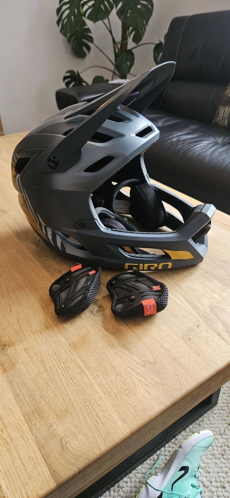 Giro Coalition spherical