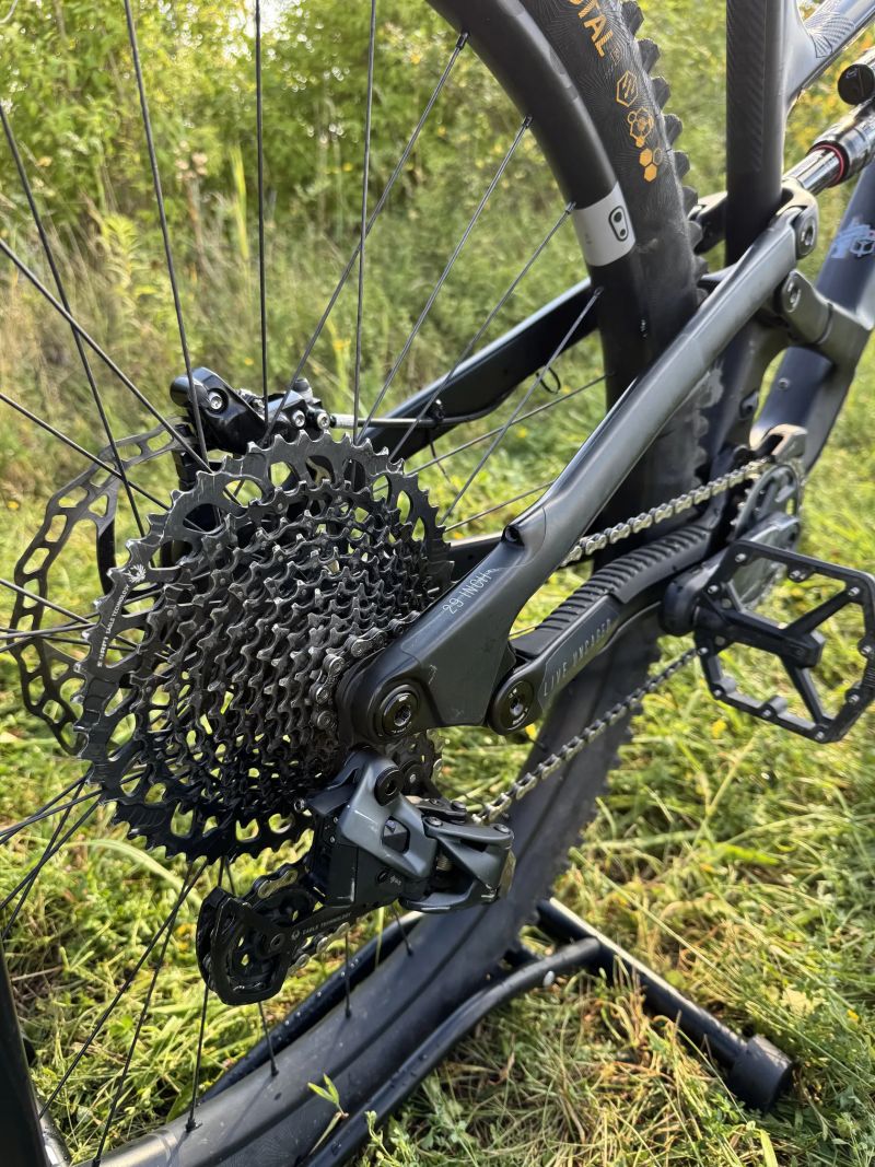 YT Capra Core 3 - 29" - Carbon - L (2023)