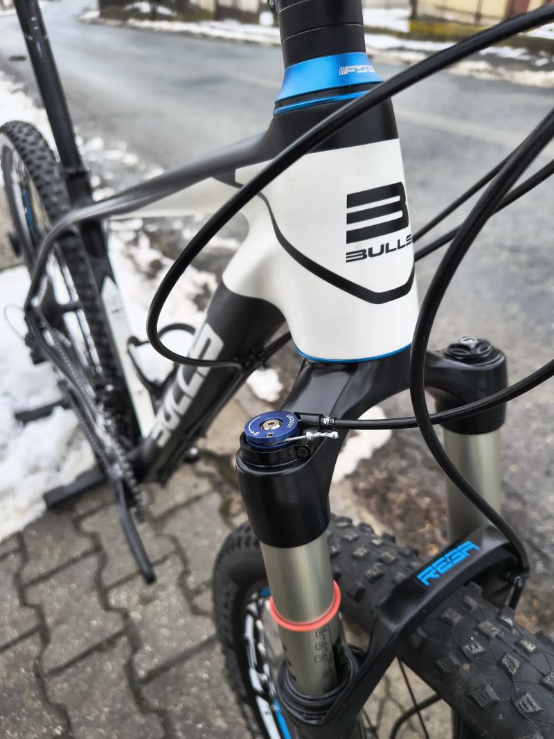 KARBONOVÉ HORSKÉ KOLO BULLS ,., SHIMANO XT