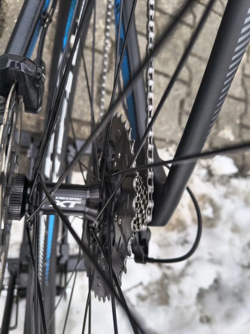 KARBONOVÉ HORSKÉ KOLO BULLS ,., SHIMANO XT