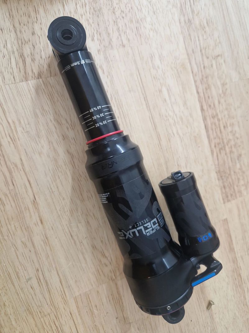 Rock Shox tlumic super deluxe select plus