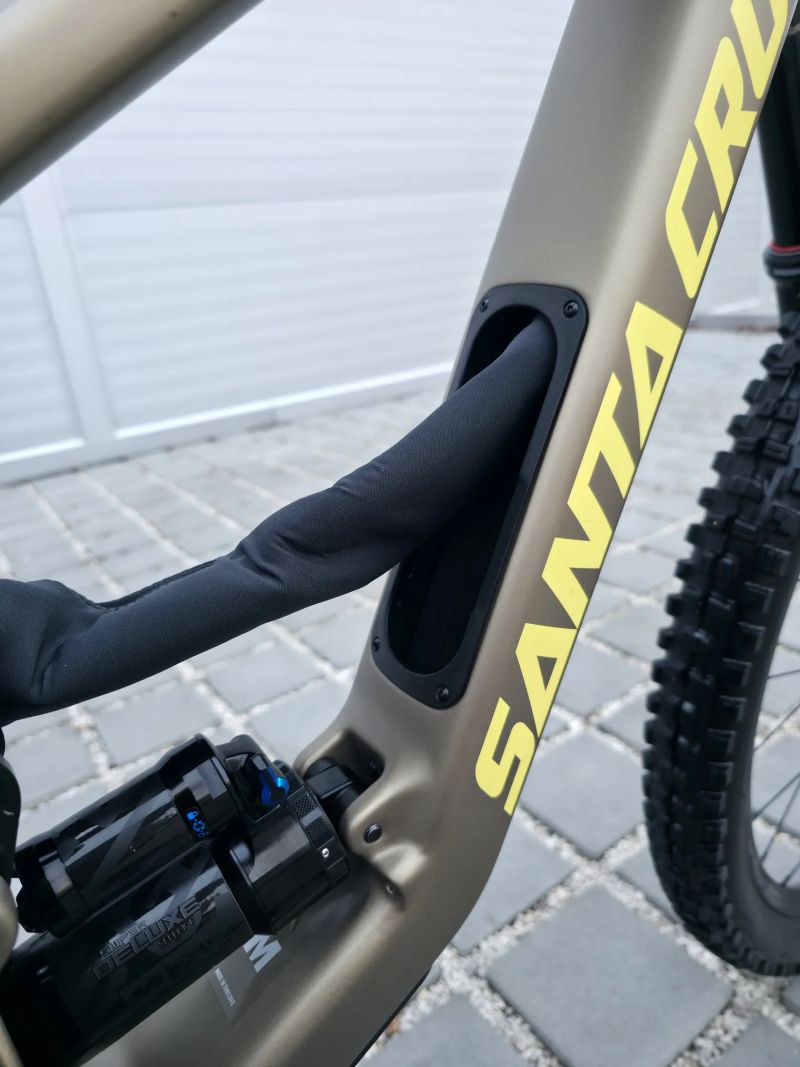 Santa Cruz 5010 C V5 2023 Mullet 29/27,5" – velikost M / SRAM GX Eagle AXS / RockShox Pike / Top 