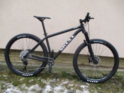 Nové lehké 29" kolo RB CR 19", vidlice Manitou Machete air, Shimano Deore 1x12, BOOST pevné osy