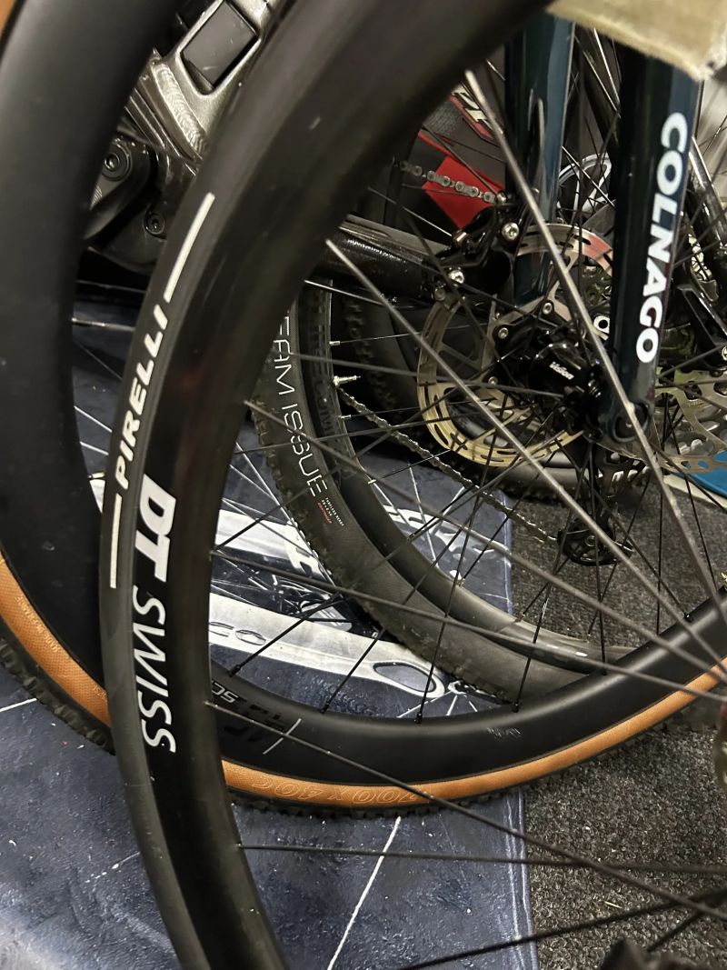 DT Swiss PRC 1400 SPLINE® 35 Wheelset