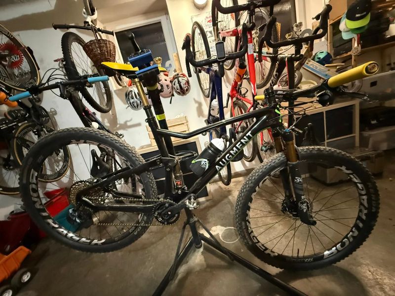 Augment FULLY 100 (Scott spark), XX1 Axs, Quarq, vel L, Bontrager XXX
