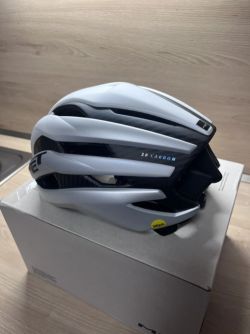 Met TRENTA 3k karbon M