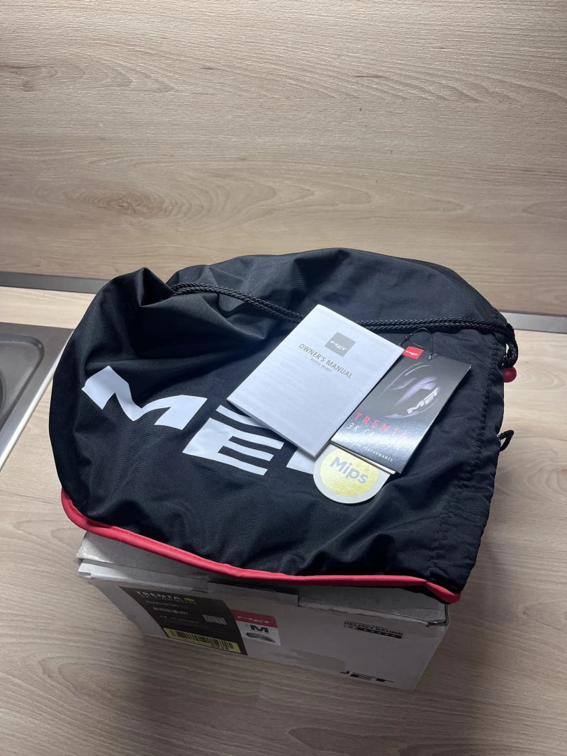 Met TRENTA 3k karbon M