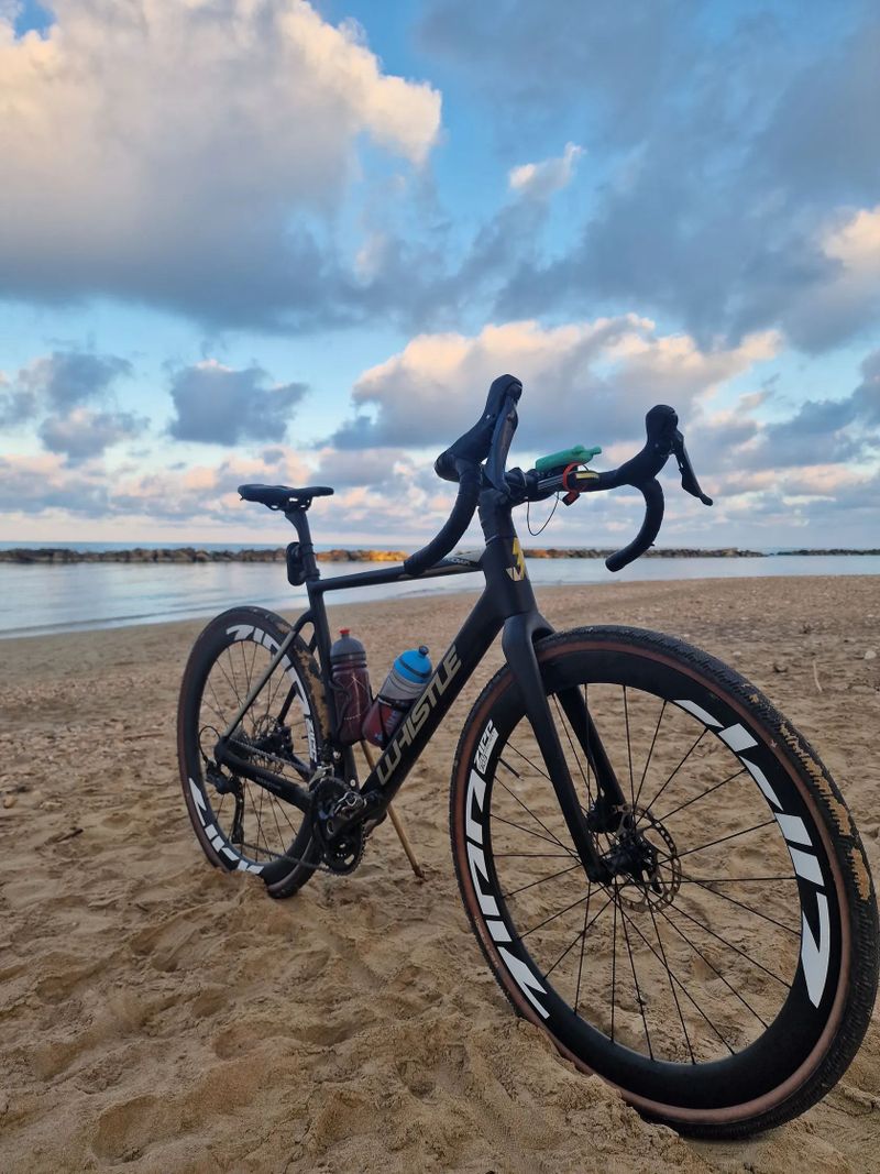 Whistle KIOWA GRX400 + ZIPP 303 