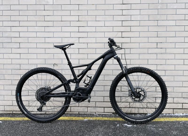 Specialized Turbo Levo 29" vel. L, roku 2021, černá