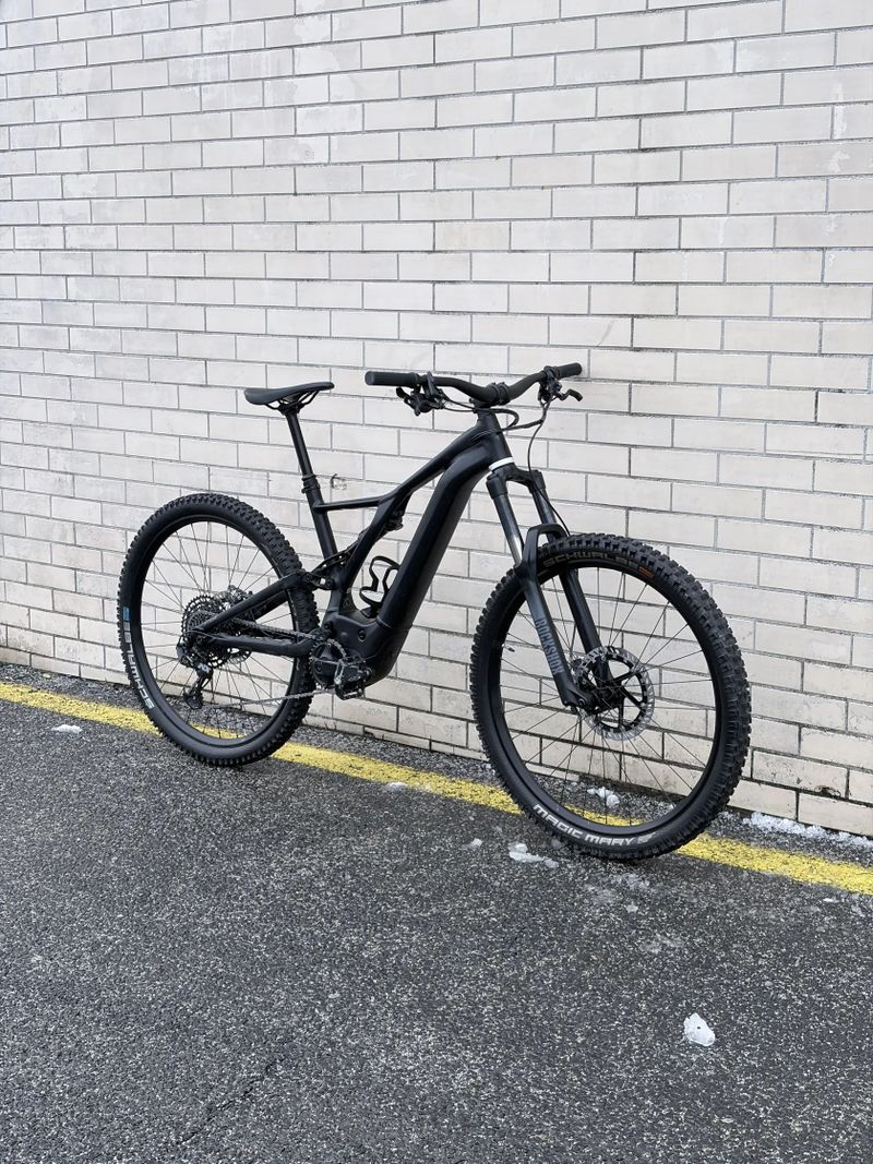Specialized Turbo Levo 29" vel. L, roku 2021, černá