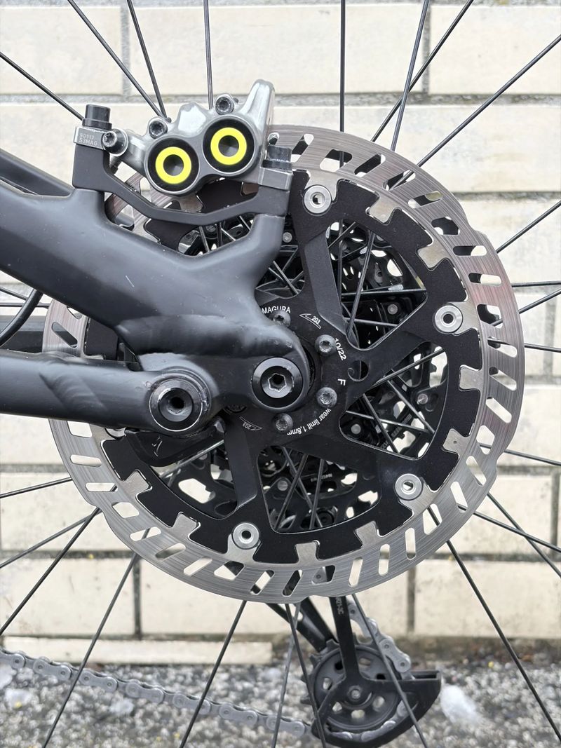 Specialized Turbo Levo 29" vel. L, roku 2021, černá