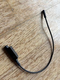 Shimano Di2 díly: WU111 jednotka, Di2 SD50 kabely, JC304 / JC41 konektory