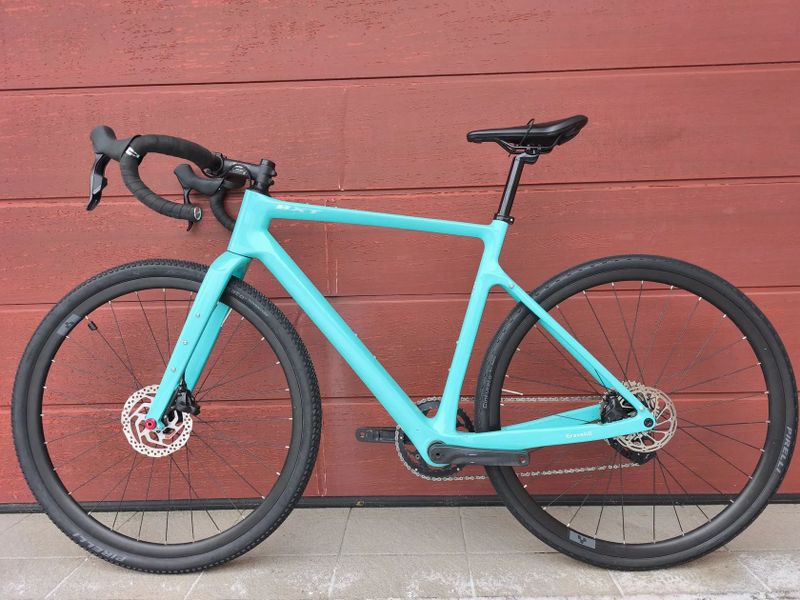 Karbonový gravel BXT , rival AXS, 54