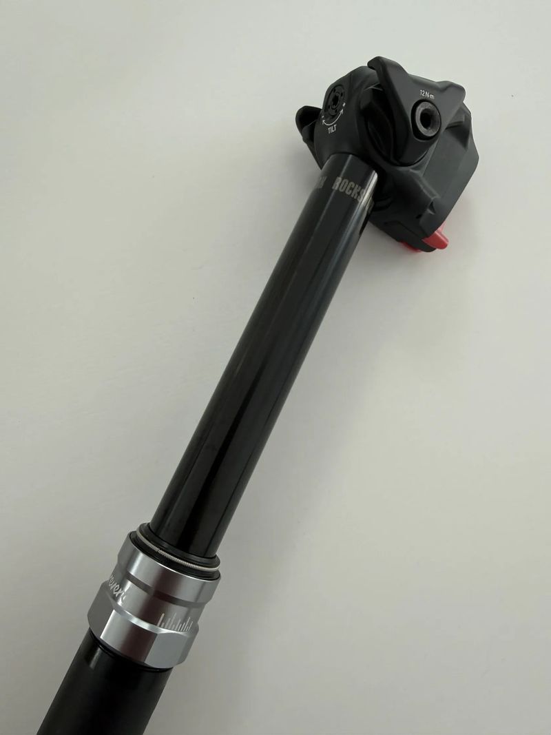 Teleskopická sedlovka Rock Shox AXS 150 mm