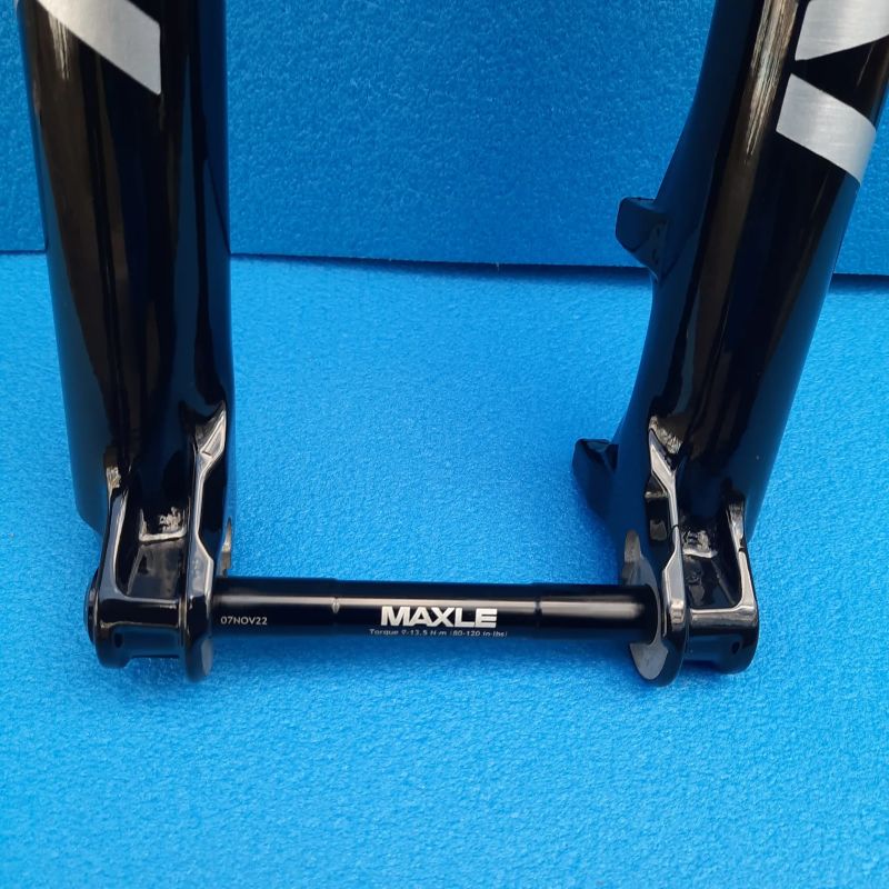 Vidlice RockShox Lyrik Ultimate Charger 3 RC2 (140mm)