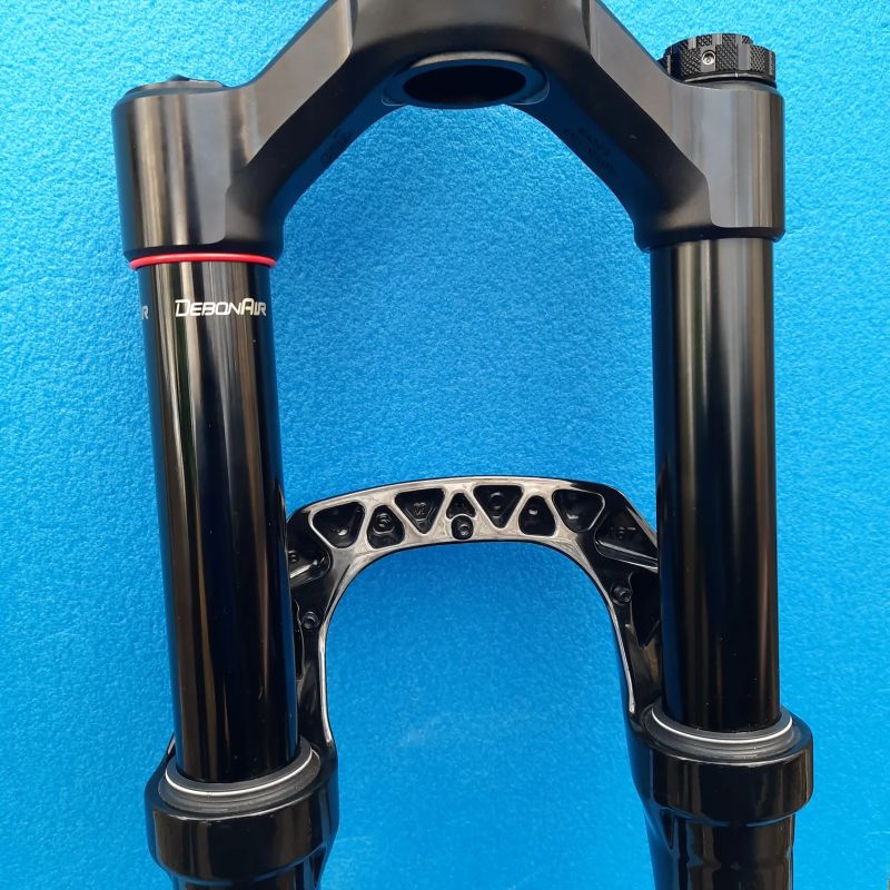 Vidlice RockShox Lyrik Ultimate Charger 3 RC2 (140mm)