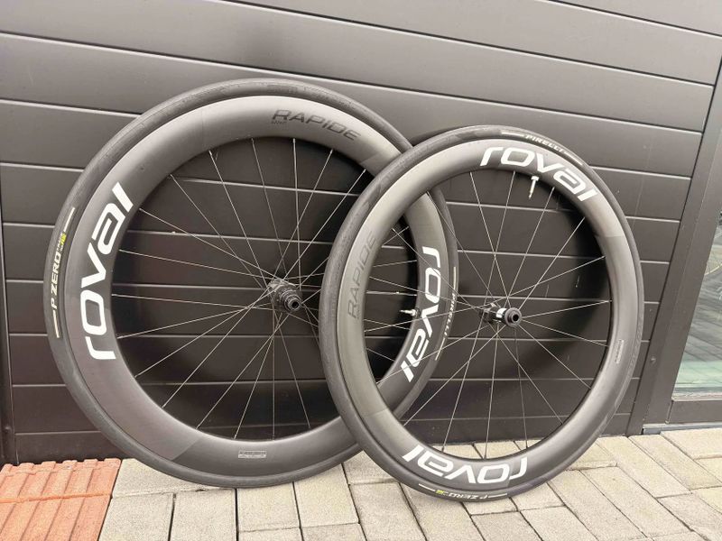 Karbonová zapletená kola Roval Rapide CL II - 1590g!
