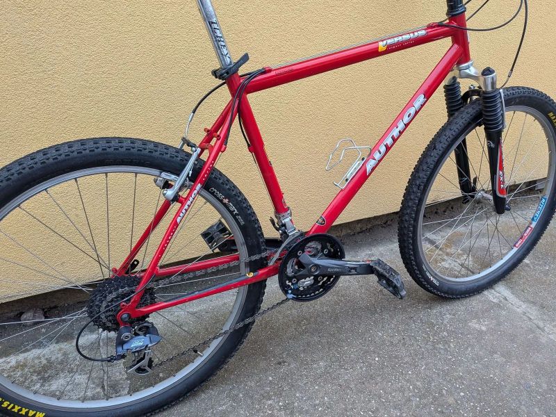 horské kolo Author Versus 19"