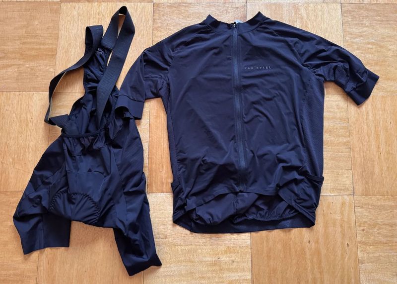 Van Rysel silniční dres + krátké kalhoty