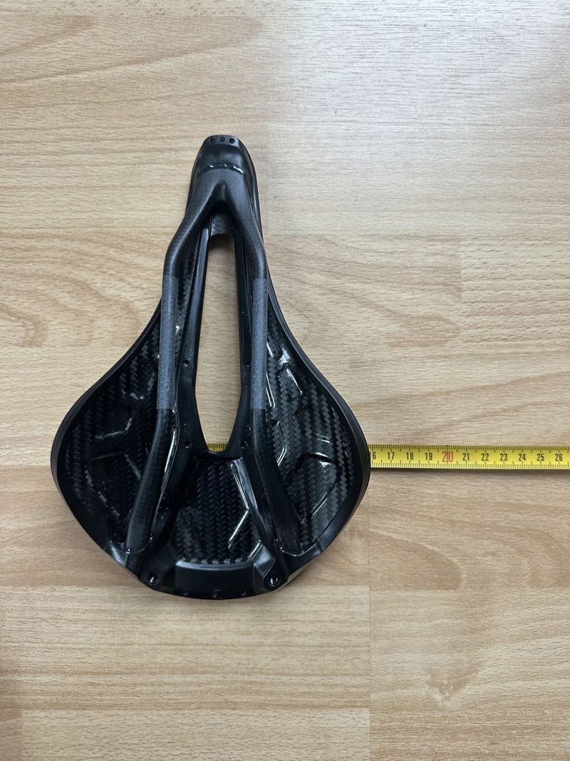 Nové sedlo Specialized S Works power- carbon 