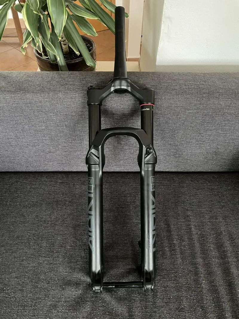 Zánovní vidlice 29" Rock Shox Lyrik Select RC, Boost, 150 mm, sloupek 19 cm