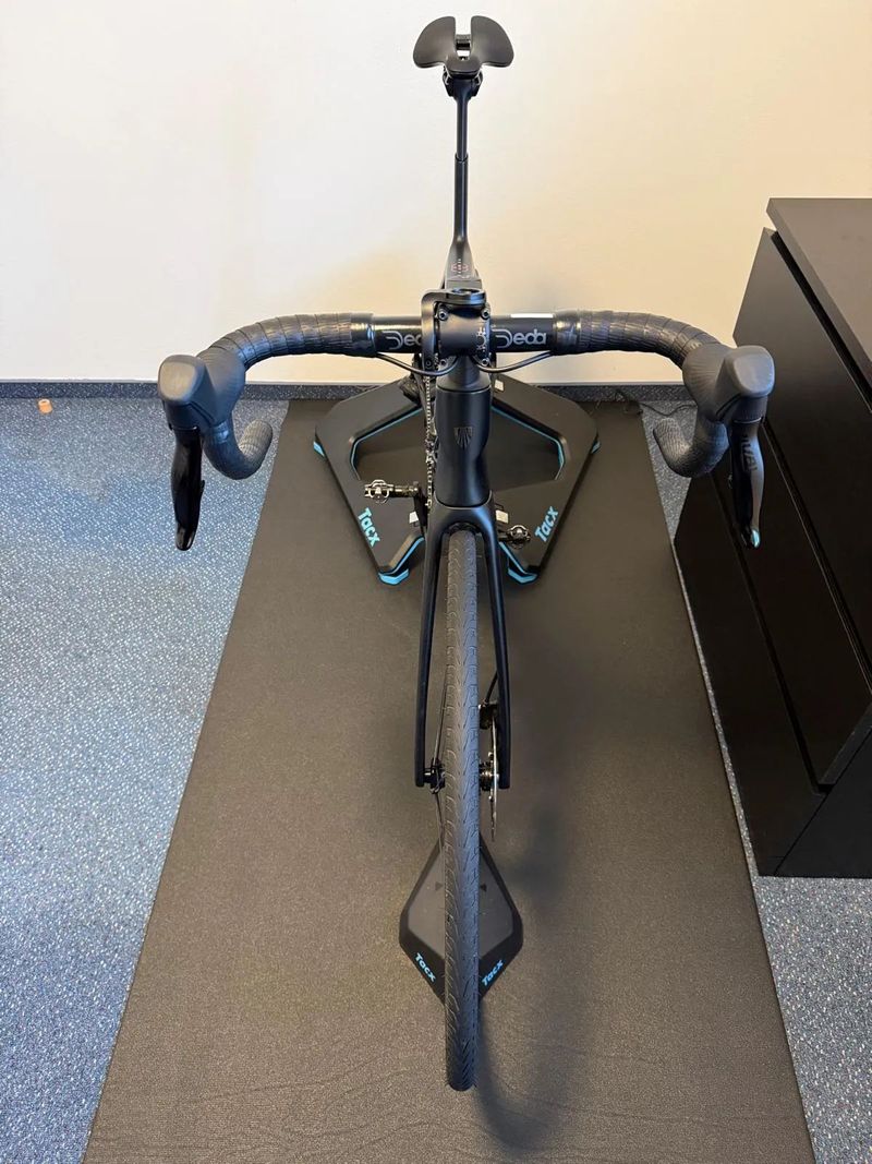 Trek Madone SL5 Gen 8 Rival AXS 2025 vel.M - ZARUKA