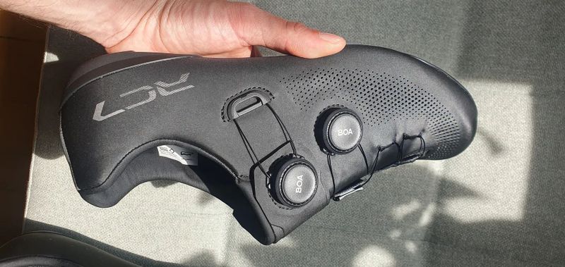 Tretry Shimano Rc703 vel.44