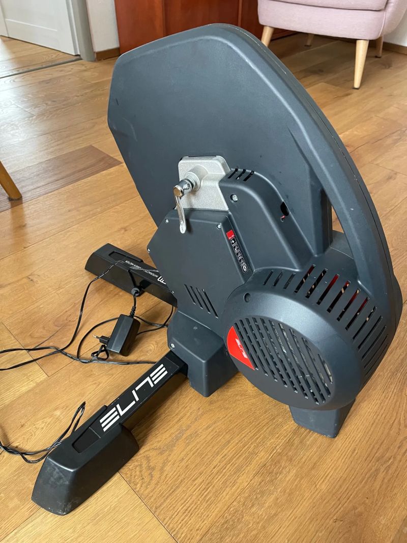 Elite Direto, první model, málo jeté