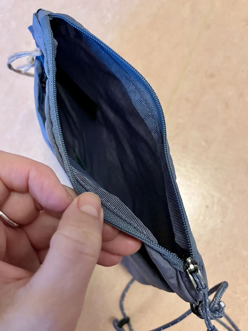 Taška Rapha Essentials Bag - grisaille / silver reflective