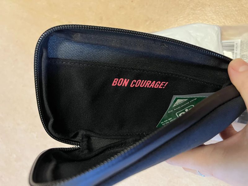 Pouzdro Rapha Essentials Case - Black/Grey