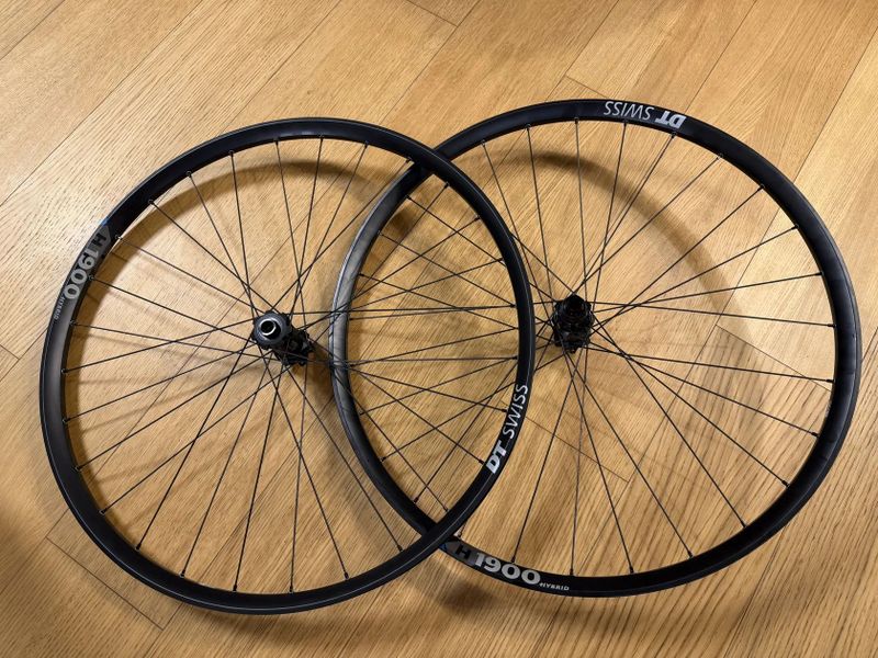 nová zapletená kola DT Swiss H1900 29”