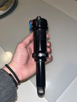 205 x 62,5mm Fox float DPS performance 2021