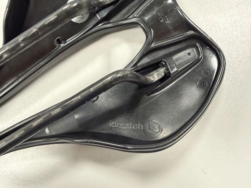 Sedlo Selle Italia SLR Superboost karbonio L3