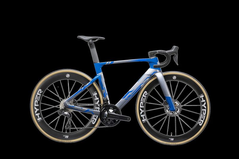 Winspace T1600 Shimano Utegra Di2, celokarbon