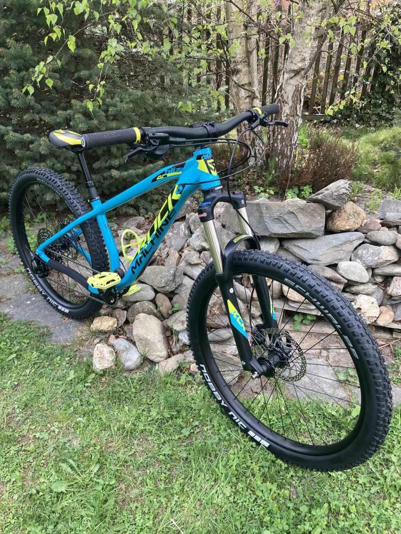 Rock Machine Blizz 40-27+ (14”) - TOP STAV, UPGRADE