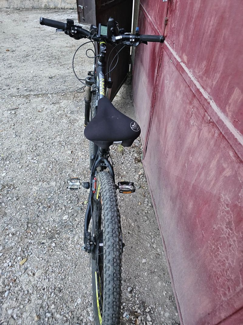 Elektrokolo 27.5" velikost S (145-165cm), 500Wh baterie, hydraulické brzdy, Bafang motor, velký LCD