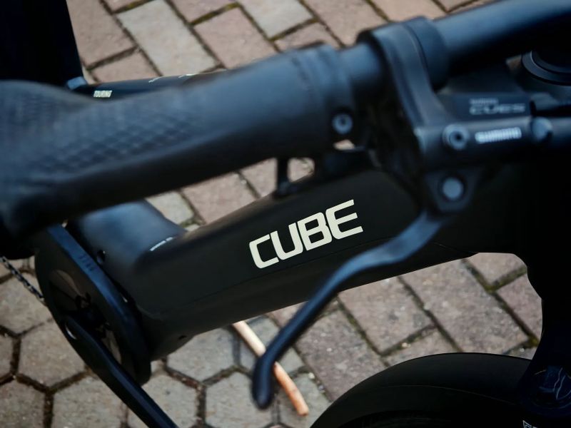 Cube Touring Hybrid One 625 