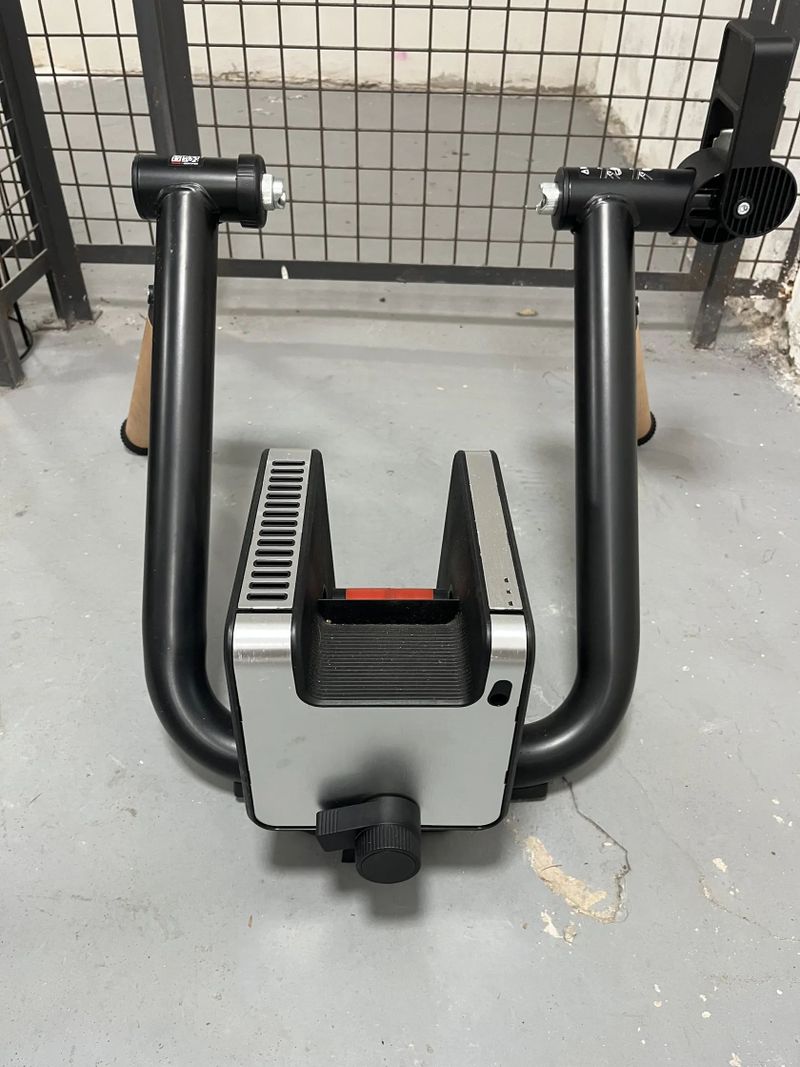 Cyklotrenažér Elite Tuo