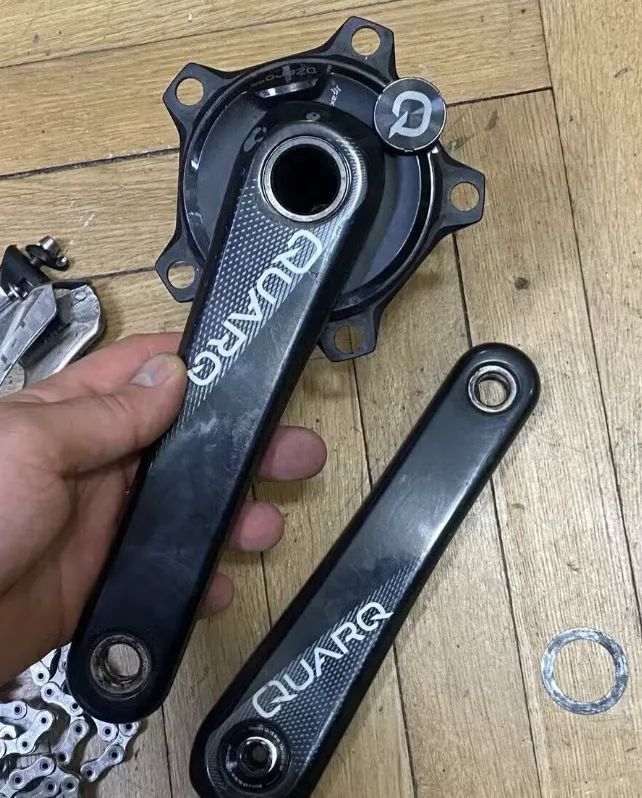 Sram/Quarq kluky 175mm s Quarq wattmetrom