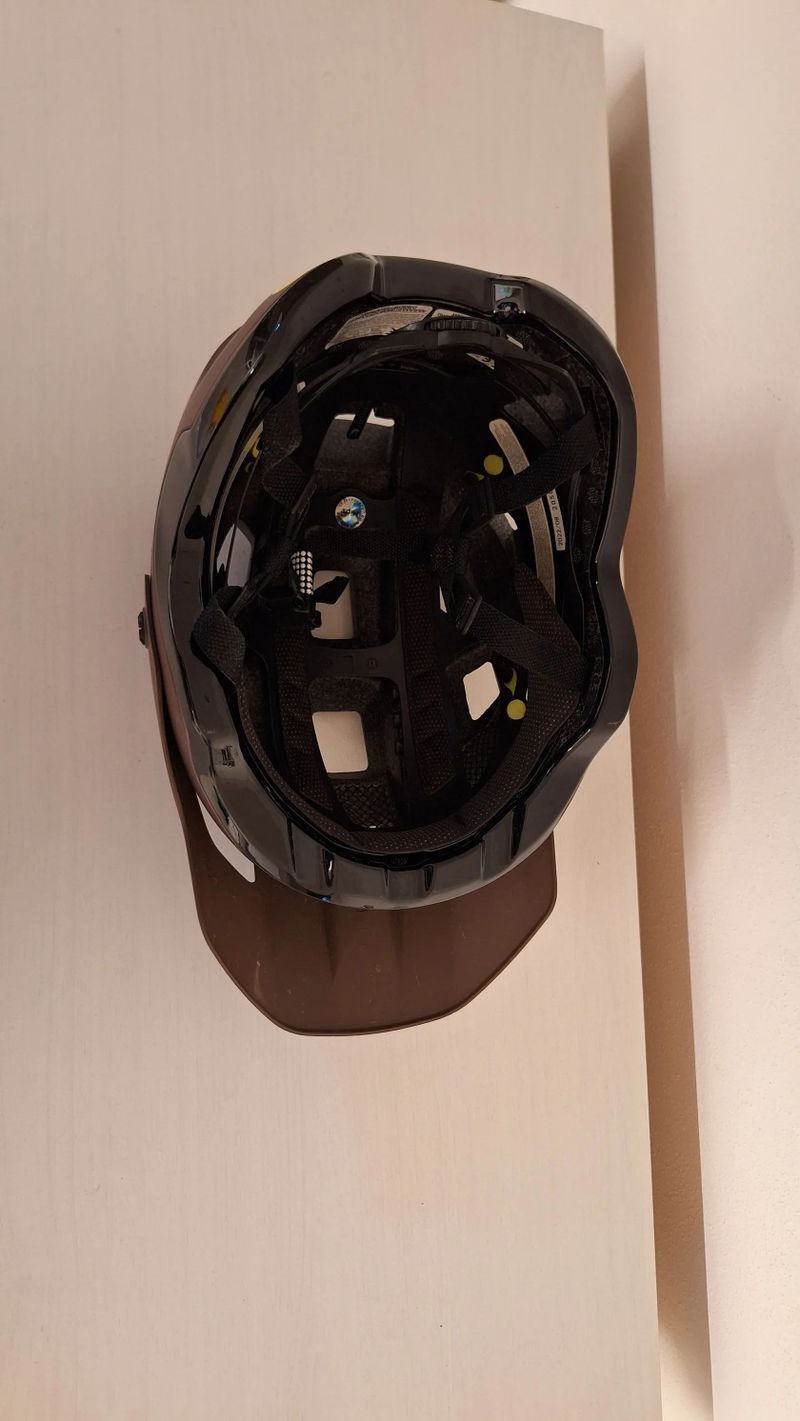 Cyklohelma značky Abus