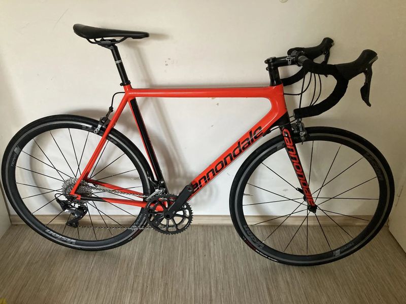 Cannondale SUPERSIX evo