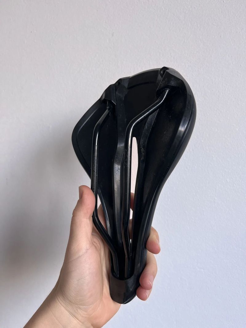 Specialized Sedlo Power Comp Black 143 mm